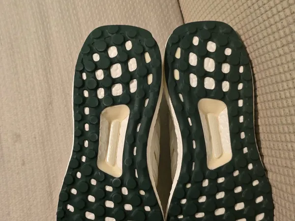 adidas Cream Knit Sneakers with Green Accents - Image 13
