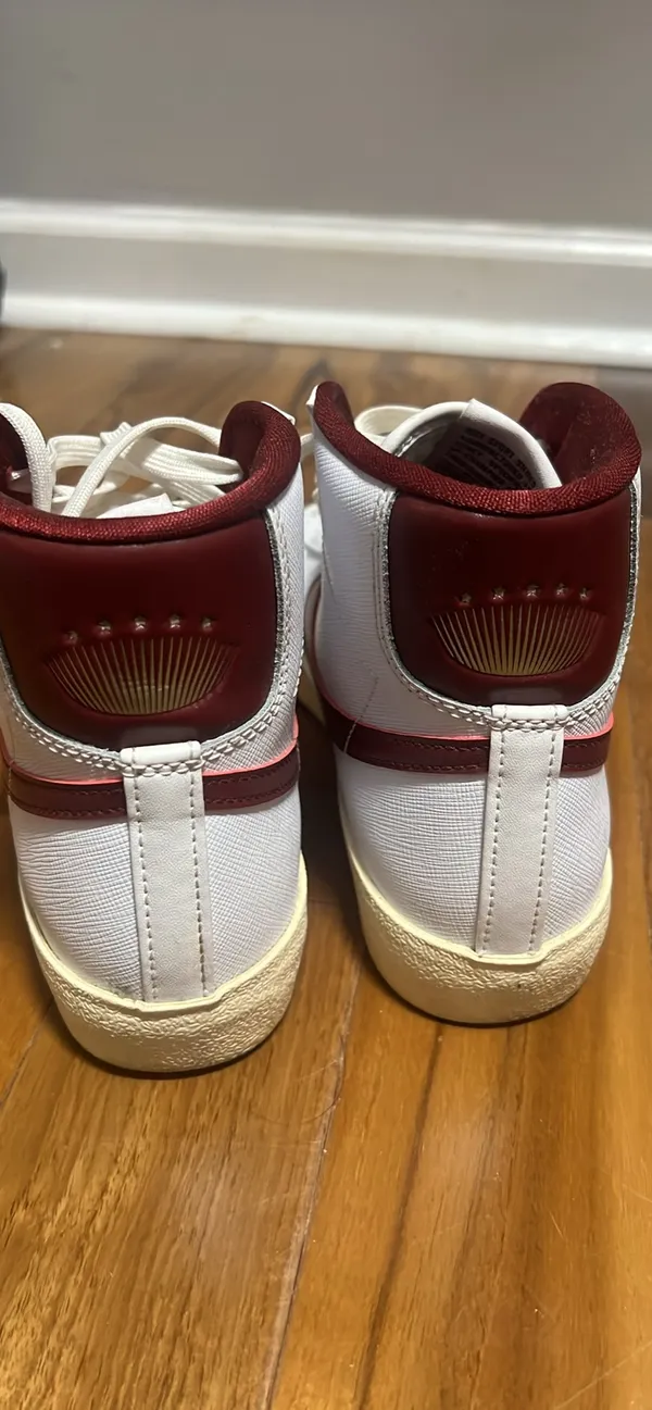Nike Blazers - Image 2