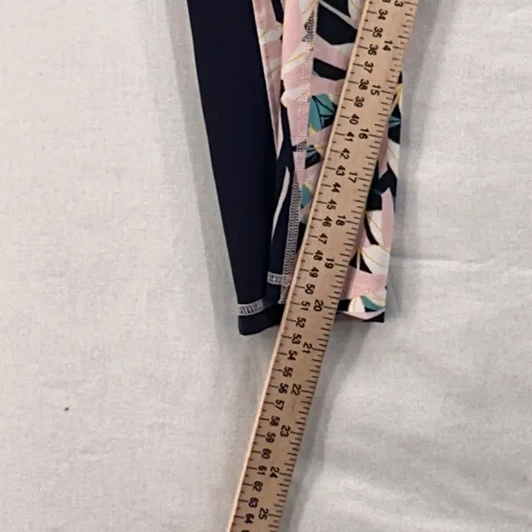 Old Navy Legging‎ Size XL Capri Floral Workout Performance Gym Yoga Performance - Image 10