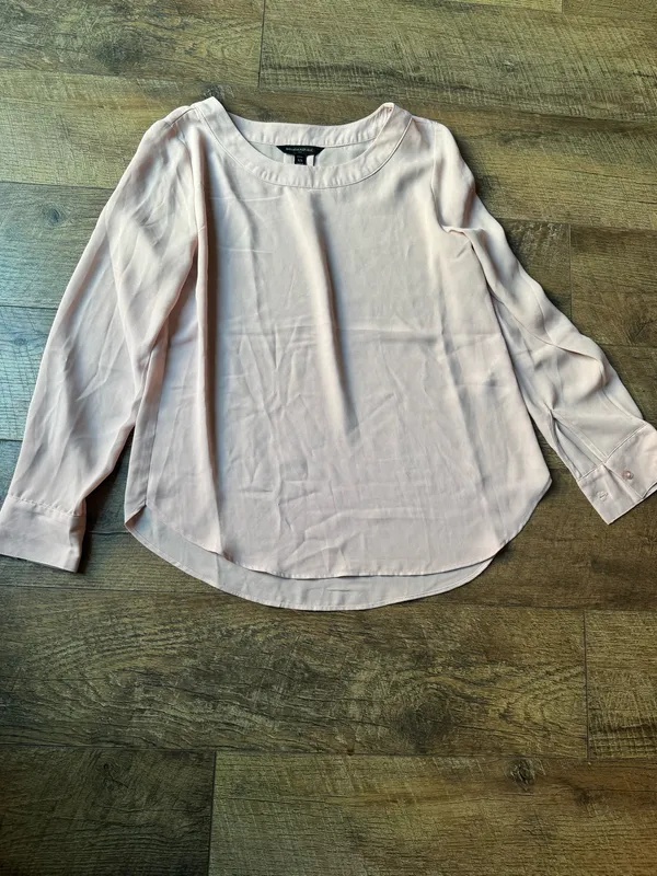 Banana Republic. Blush Pink Long Sleeve Petite Blouse XSP - Image 5