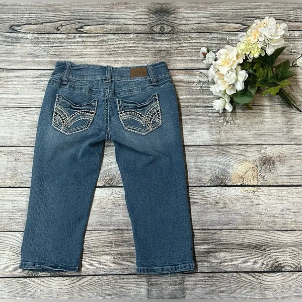 YMI sz 0 jean capris/ knee length - Image 3