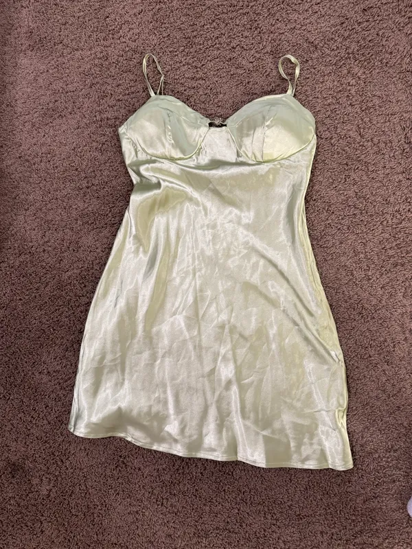 Amazon Green slip dress with a sparkle in the middle - Image 4
