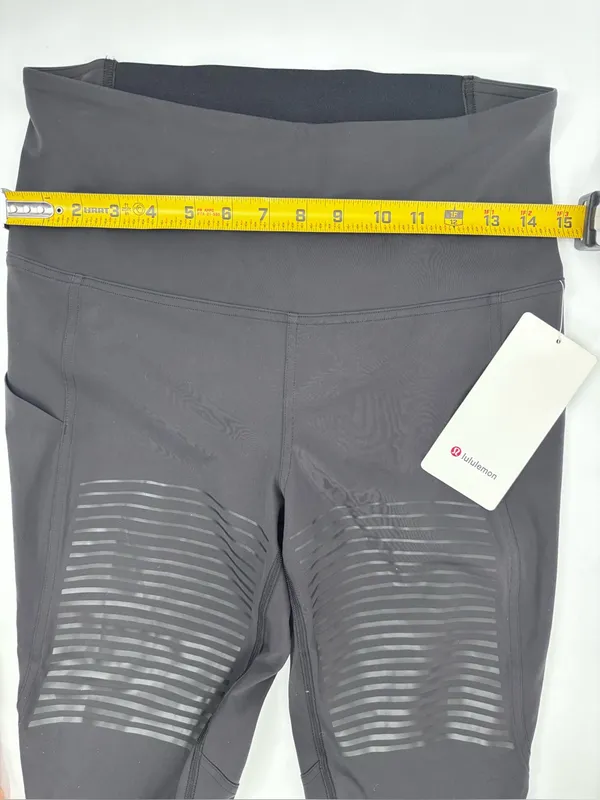 lululemon athletica Black Sculpting Leggings - Image 6