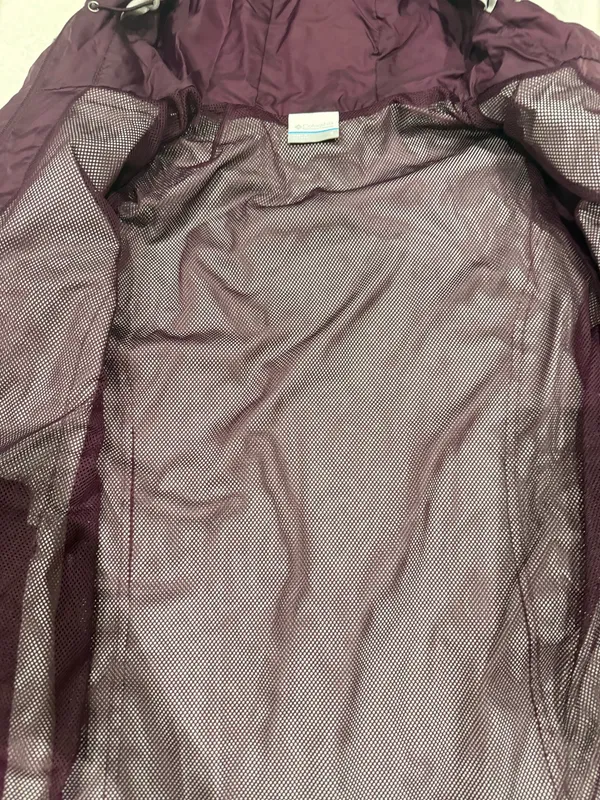 Women Columbia rain jacket small - Image 6