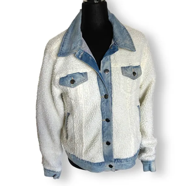Wild Fable‎ Womens Juniors Jacket Size Large Solid Sherpa Faux Fur Denim NEW - Image 2