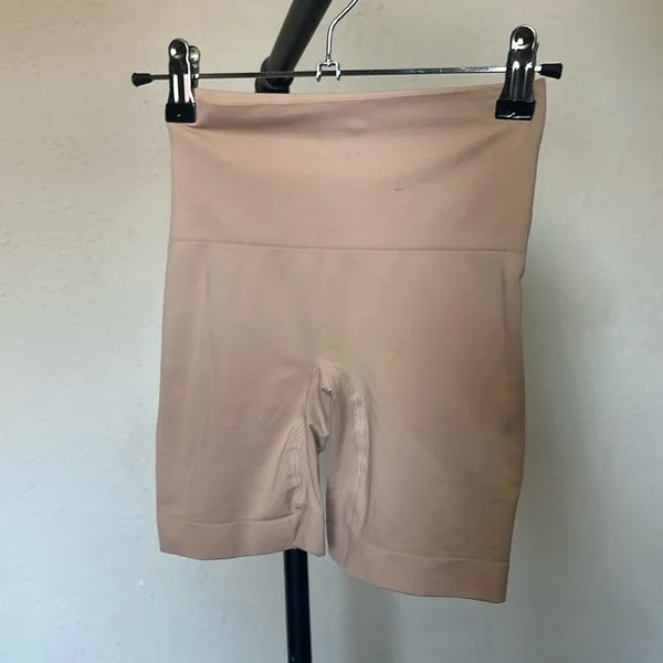 Skims SOFT SMOOTHING SHORTS Shapewear NWOT size XS‎ - Image 3