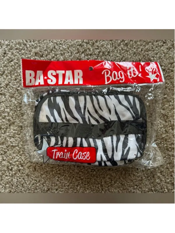 Zebra Cosmetic Bag Travel NWT - Image 2
