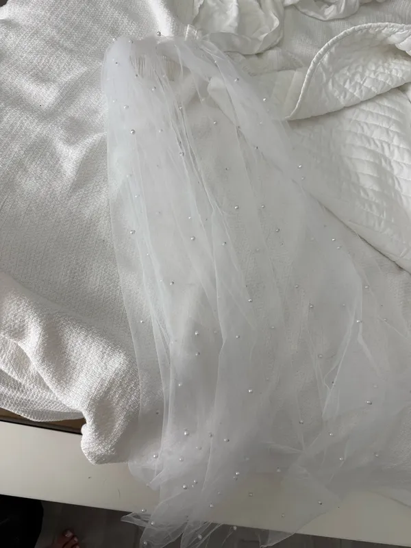 Bridal pearl veil finger tip length White Size none - Image 2