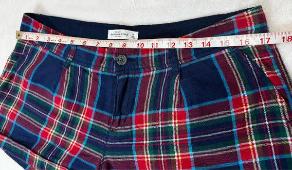 Abercrombie & Fitch Classic Tartan Flannel Cotton Trouser Shorts Size 8 - Image 3