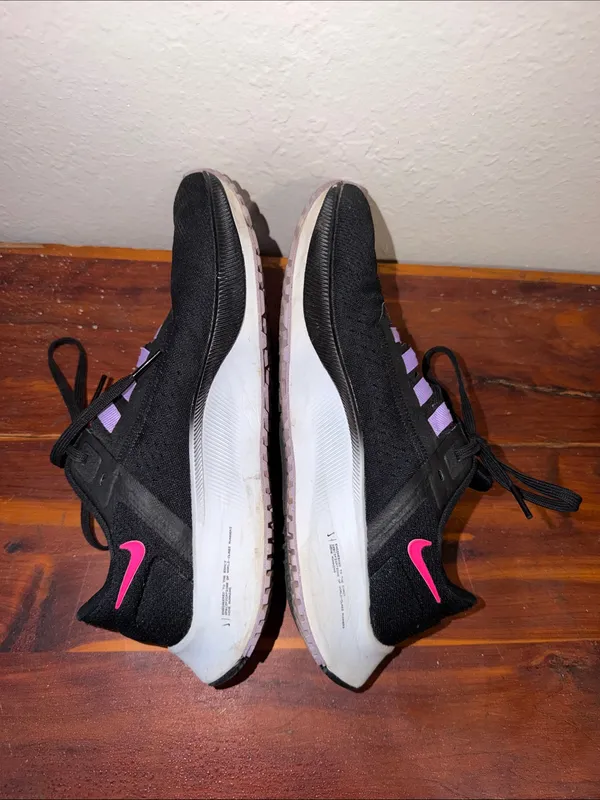 Nike Air Zoom Pegasus 38 Women's Size 9.5 - Image 7