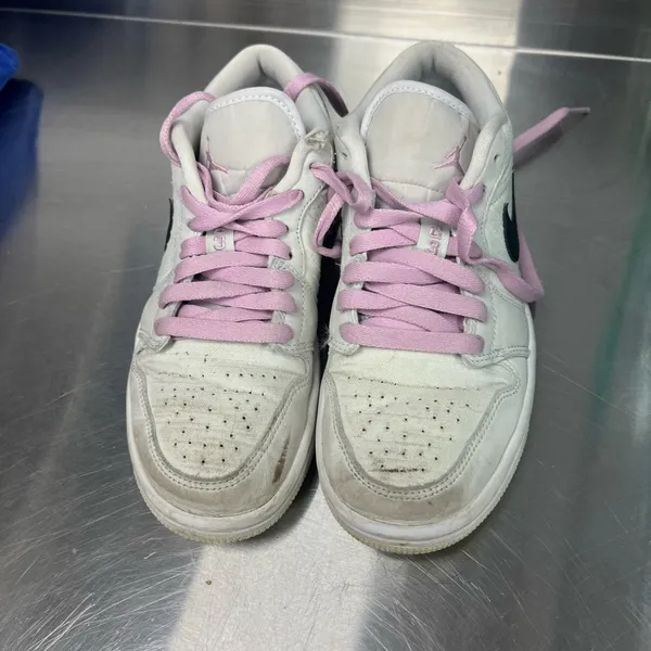 Nike air Jordan 1 low woman’s 7 SE Barely Green - Image 5