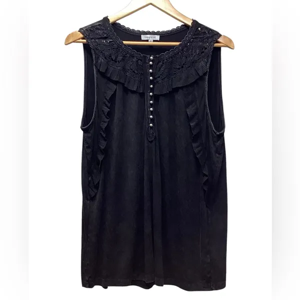 White birch Black Acid Wash Lace And Ruffle sleeveless Blouse Size Medium - Image 2