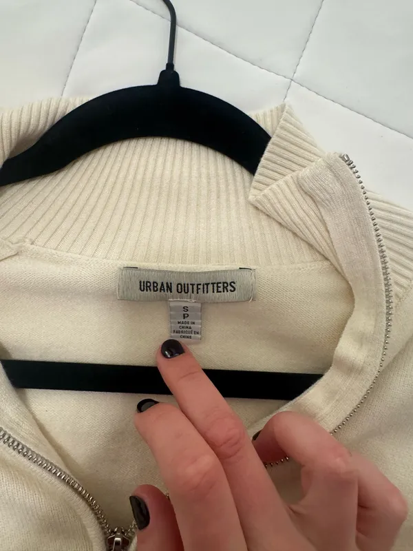 Urban Outfitters White Long Sleeve Top Sweater - Image 3