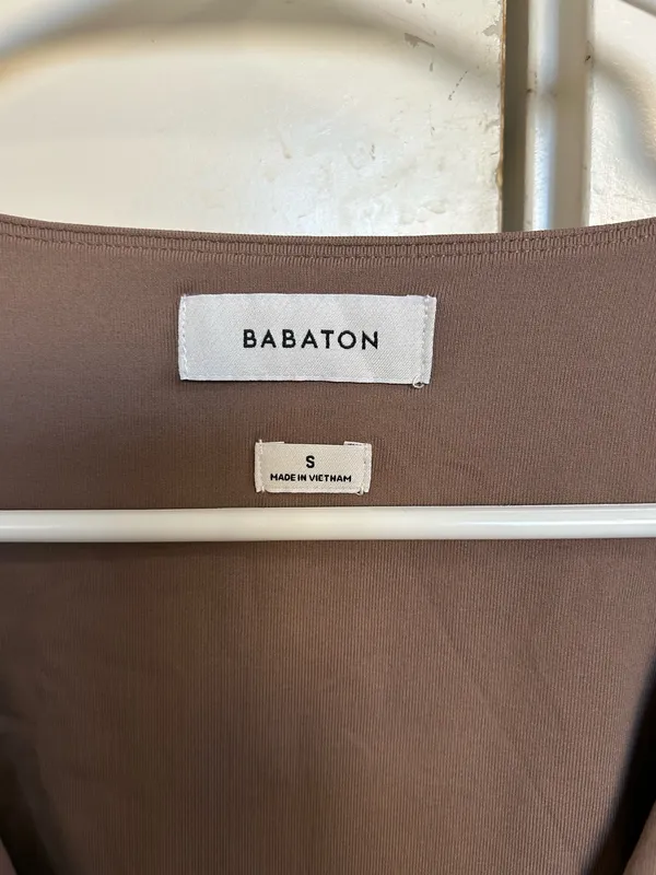 Aritzia Babaton Top - Image 2