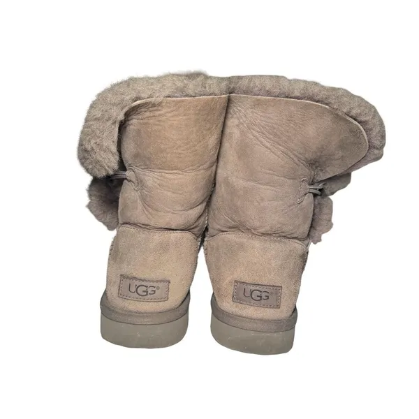 UGG Bailey Button Women's Boots Size Boots - Image 4