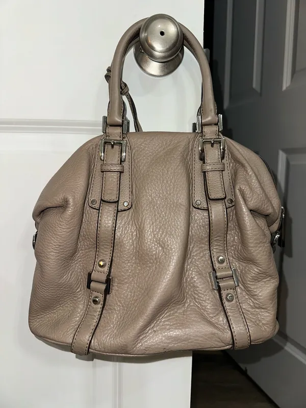 Michael Kors Bedford Medium Belted Leather Satchel – Taupe / Dark Khaki - Image 2