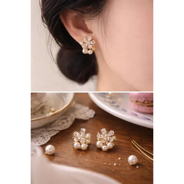 Crystal Flower Pearl Stud Earrings Gold Tone Bridal Coquette NWT - Image 3