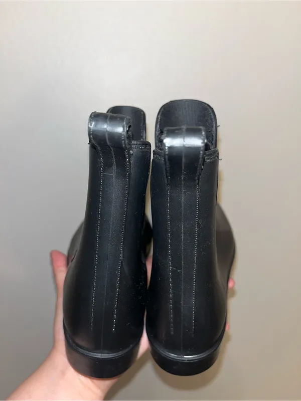 Black Chelsea Rain Boots Waterproof Ankle Boots Women’s Size 6 - Image 4