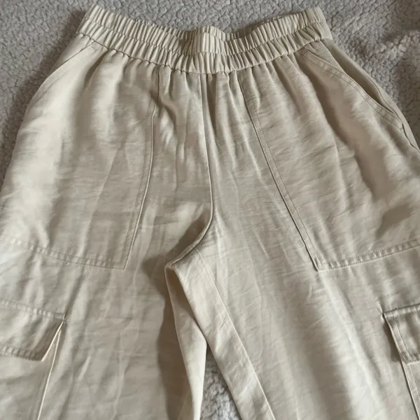 A new day women’s cargo pants elastic waist size S - Image 2