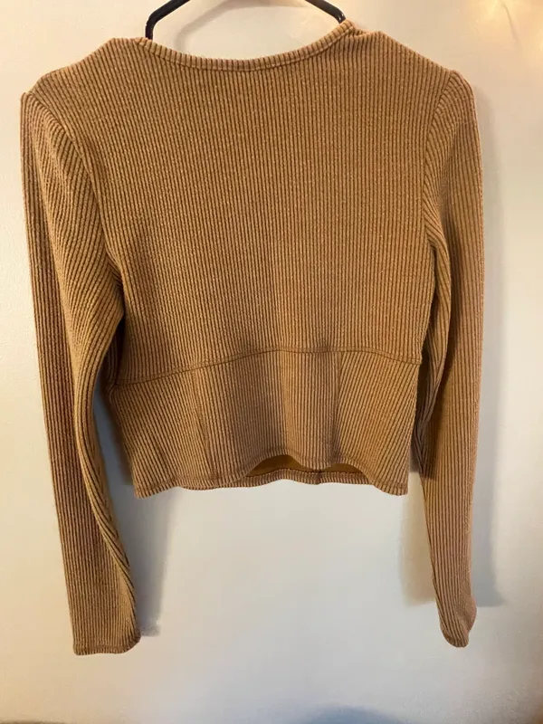 Wild Fable Long Sleeve Corset Seam Top - Image 3