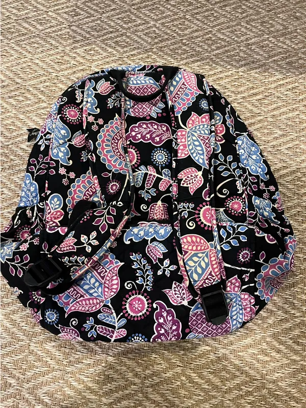 Vera Bradley backpack - Image 2