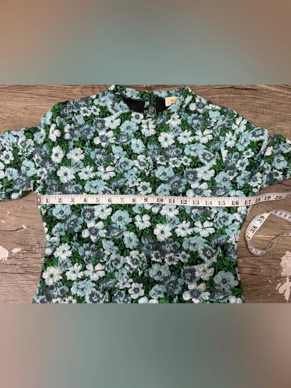 Anthropologie Maeve Short-Sleeve Mock-Neck Jacquard Top size medium - Image 5