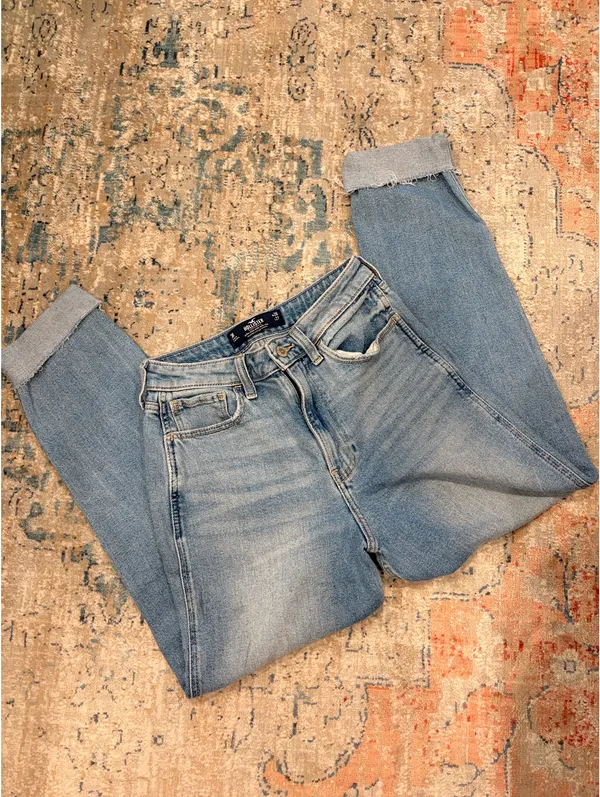 Hollister Jeans - Image 2