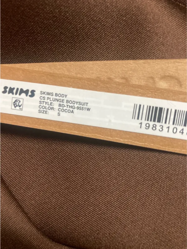 SKIMS Body Unlined Plunge Bodysuit S - Image 8
