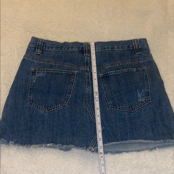 Free‎ People We The Free Raw Hem Pleated Denim Mini Skirt Size 29 Boho - Image 6
