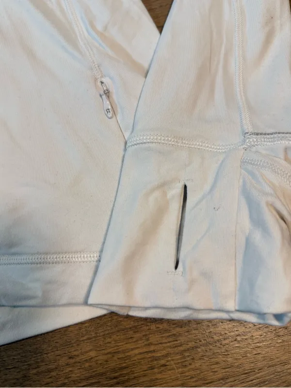 Lululemon It's Rulu Run Quarter Zip Size 10 - Image 3