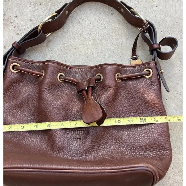 Vintage Dooney & Bourke Dark Brown Leather Drawstring Shoulder Bag Purse RARE - Image 8