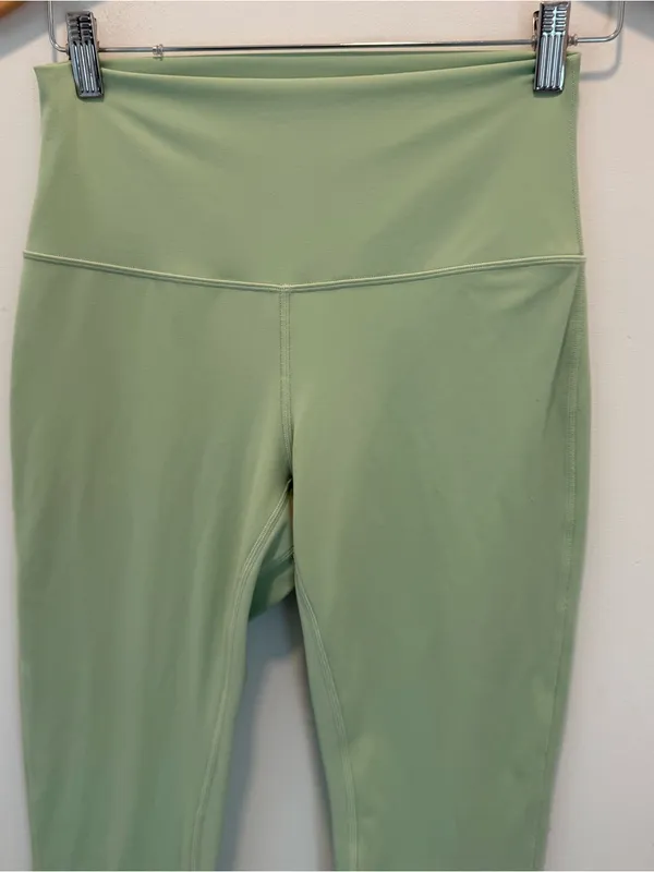 Lululemon Align High-Rise Pant 25" Desert Green size 8 - Image 5