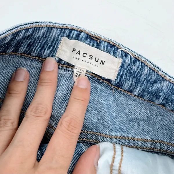PacSun Light Wash Denim Mini Skirt Raw Frayed Hem Size 25 - Image 3