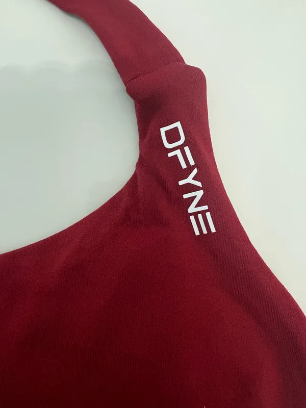 DFYNE set red medium  shorts and top new without tags - Image 3