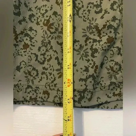 Eddie Bauer Travex Skort Womens‎ 10 Olive Green Floral Hiking Outdoor Skirt - Image 12