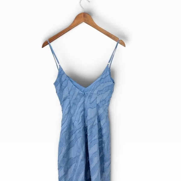 Lulus Derisa Slate Blue Textured Burnout Slip Midi Dress size XS NWT - Image 7
