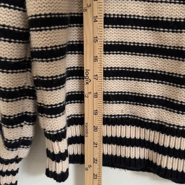 J. CREW Cable-Knit Mock-neck Pullover Sweater Size Small Stripe Jewel Buttons - Image 10