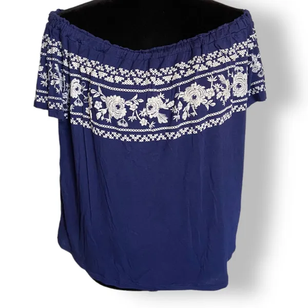 Rewind Womens Top Size Large Blue White Off Shoulder Floral Knit‎ NEW - Image 2