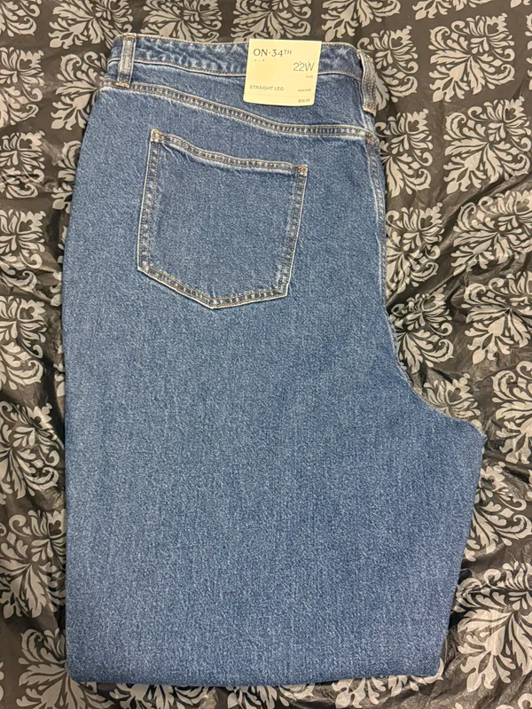 On 34th NWT high rise straight leg jeans women’s Plus Size 22W Medium Wash Denim - Image 2