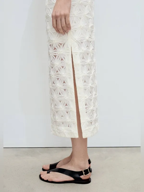 Mango MNG - NWT Cream Floral appliqué Lace Midi Skirt, half lined - Image 5