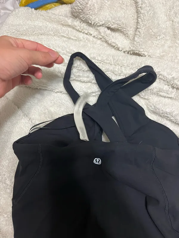 Lululemon tank - Image 6