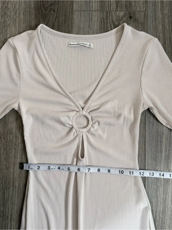 Abercrombie & Fitch Ribbed O-Ring Side Slit Dress in Cream Size XS - Image 5