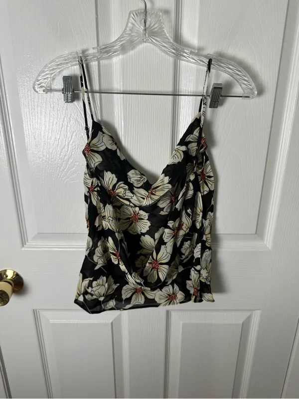 Reformation Astra Top in Oriole M - Image 5