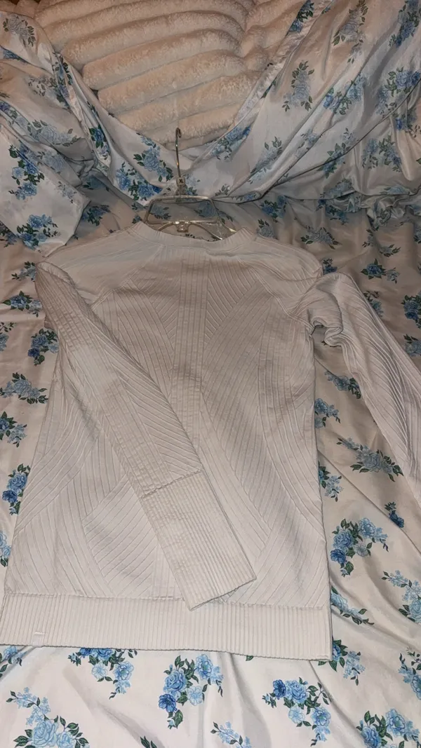 Lululemon Swiftly Long Sleeve Tech - Image 2