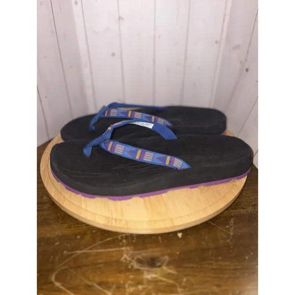 LL Bean Katahdin Flip Flops Women's‎ Sz 8 M Sandals Blue Aztec Pattern Beach - Image 2