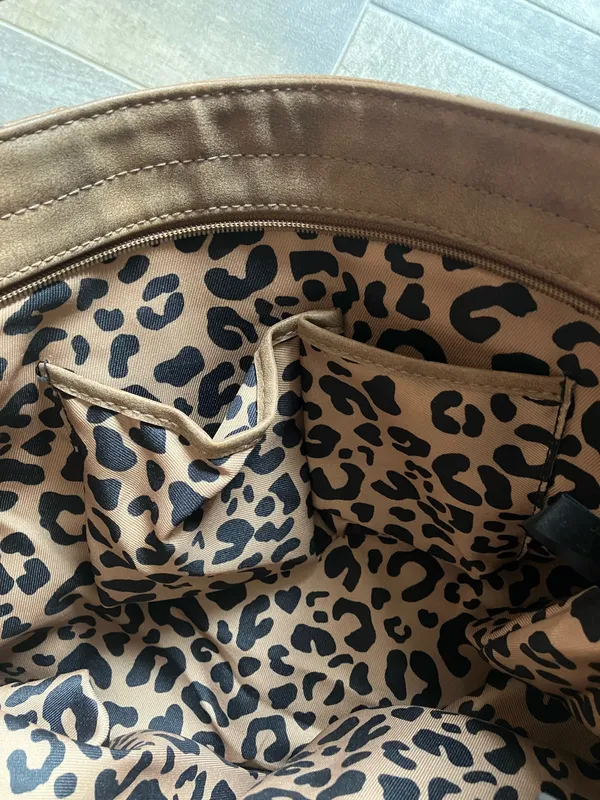 Jessica Simpson Classic Brown Leather Studded Hobo Shoulder Bag Purse Boho Chic - Image 5