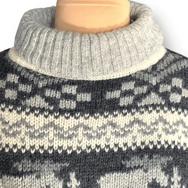 Vintage 90s Eddie Bauer Gray Black Moose‎ Nordic Fair Isle Turtleneck Sweater - Image 3