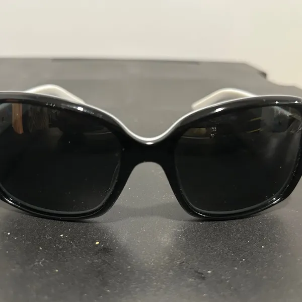 Kate Spade Black Sunglasses with Sleek Design - Image 2