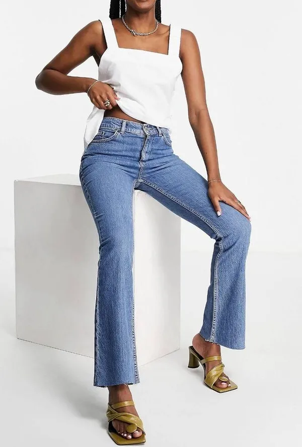 ASOS DESIGN high rise '70's' stretch flare jeans in midwash - Image 2