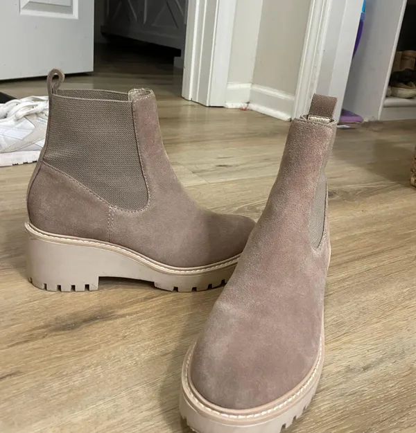 DV by Dolce Vita Ankle Booties - Image 2